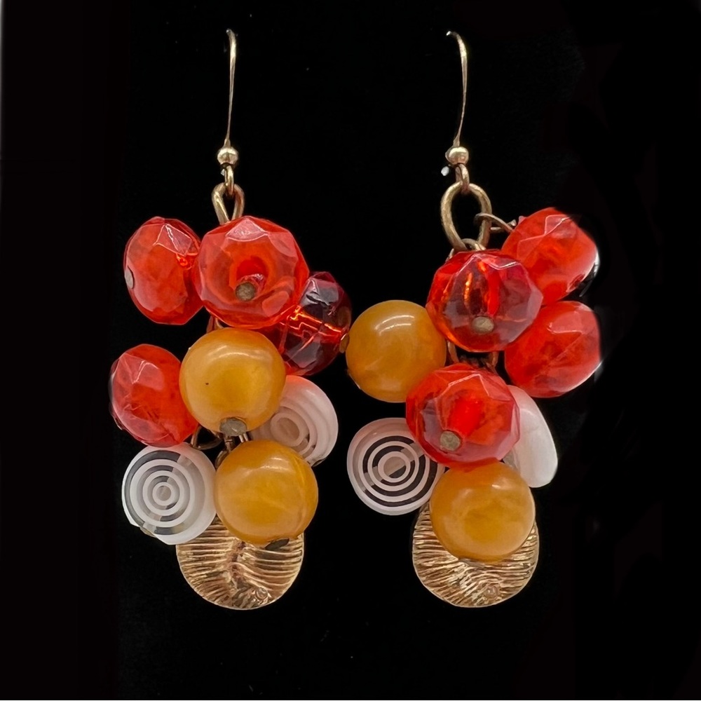 1960’s/1970’s Dangle Beaded Earrings (Harvest Gold and Goldenrod Yellow)